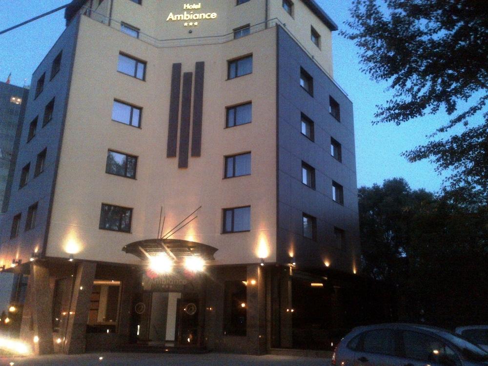 Ambiance Hotel Bukarest Kültér fotó